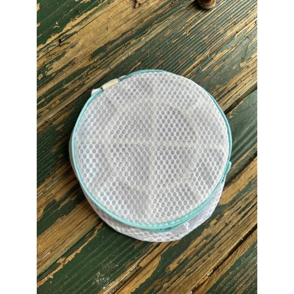 Plu-mart Round Mesh Laundry Bags White with Aqua Zipper Set of 2 A4168